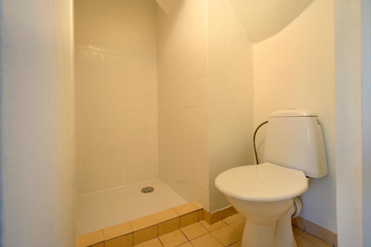 Apartmany Jevany Eksteriør billede