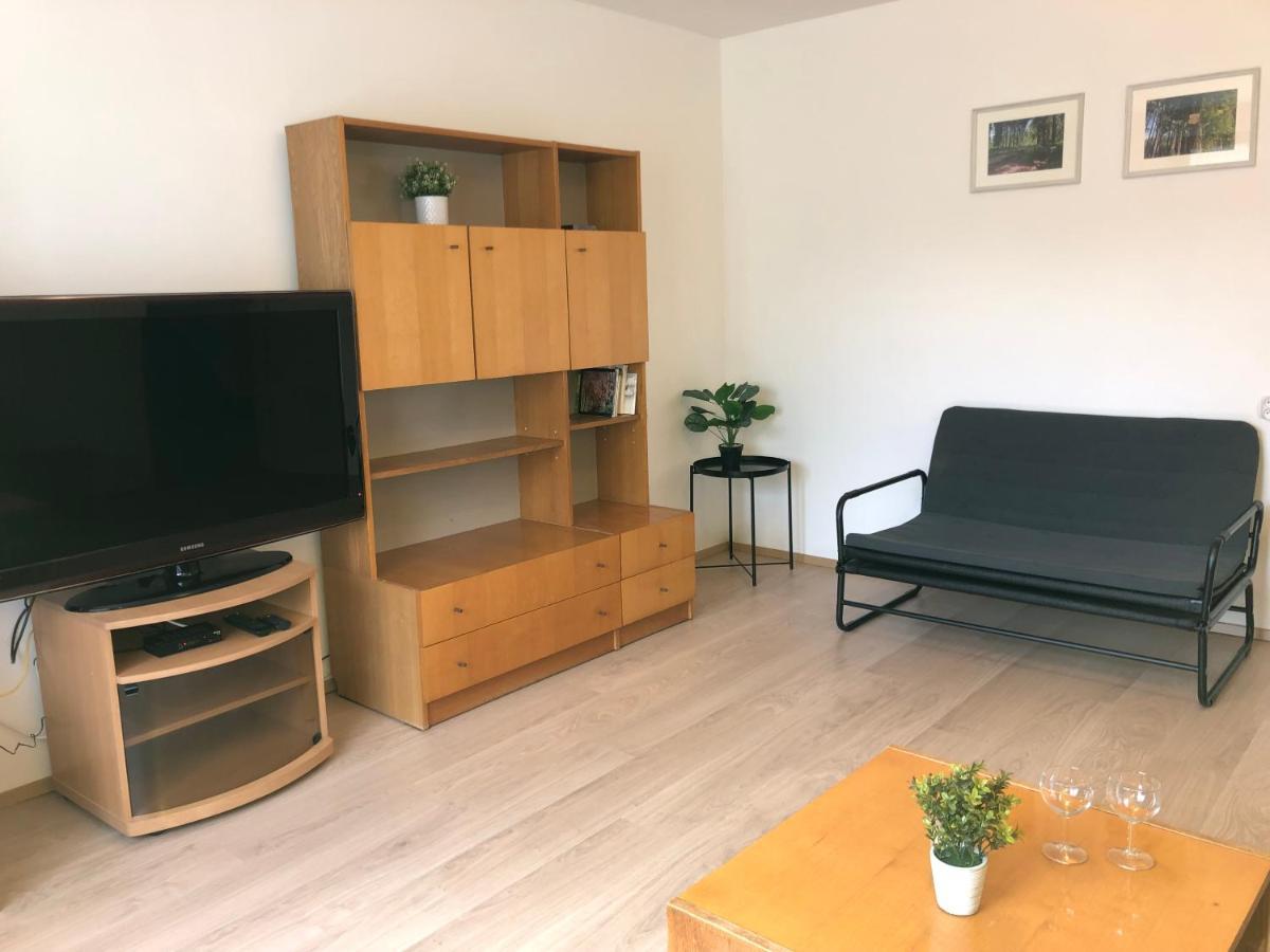 Apartmany Jevany Eksteriør billede