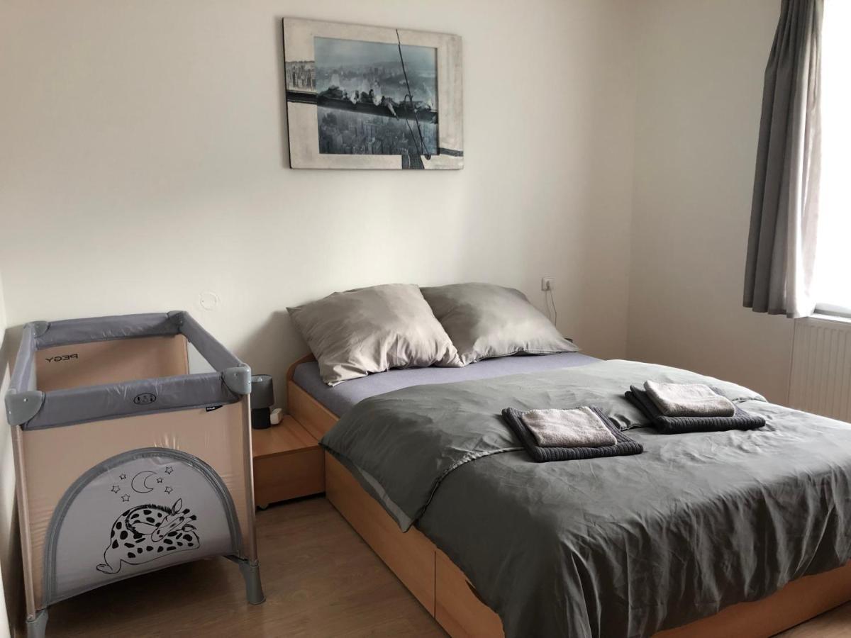 Apartmany Jevany Eksteriør billede